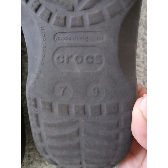 Crocs Black Flip Flop Sandals – Unisex Comfort Casual Size M7/W9 - Picture 4 of 4